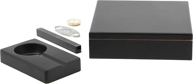 BigSmoke Humidor per Sigari - Cofanetto con Umidificatore, Rivestimento Interno in Cedro Spagnolo, Divisorio, Igrometro Magnetico in Ottone, Posacenere e Tagliasigari - Scatola per 30 Sigari - Nero