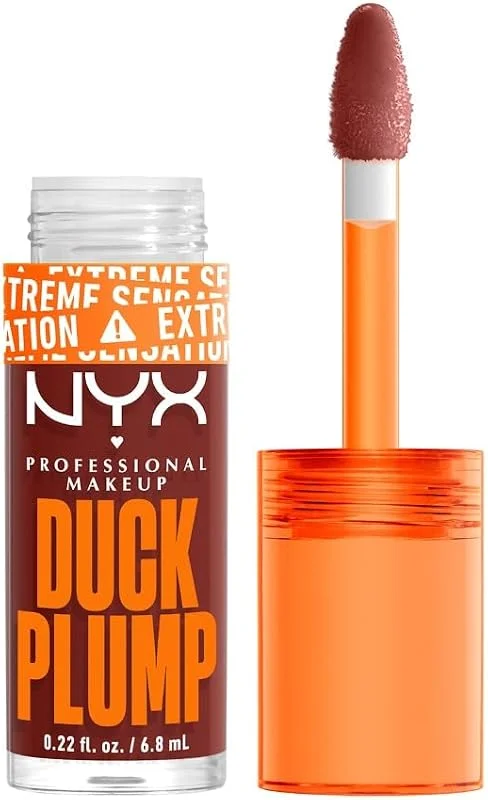 NYX Professional Makeup Gloss Rimpolpante, Altamente Pigmentato, Volume Immediato e Duraturo, Arricchito con Zenzero Piccante, Duck Plump, Tonalità: Wine Not?, 6, 8 ml — Trucco